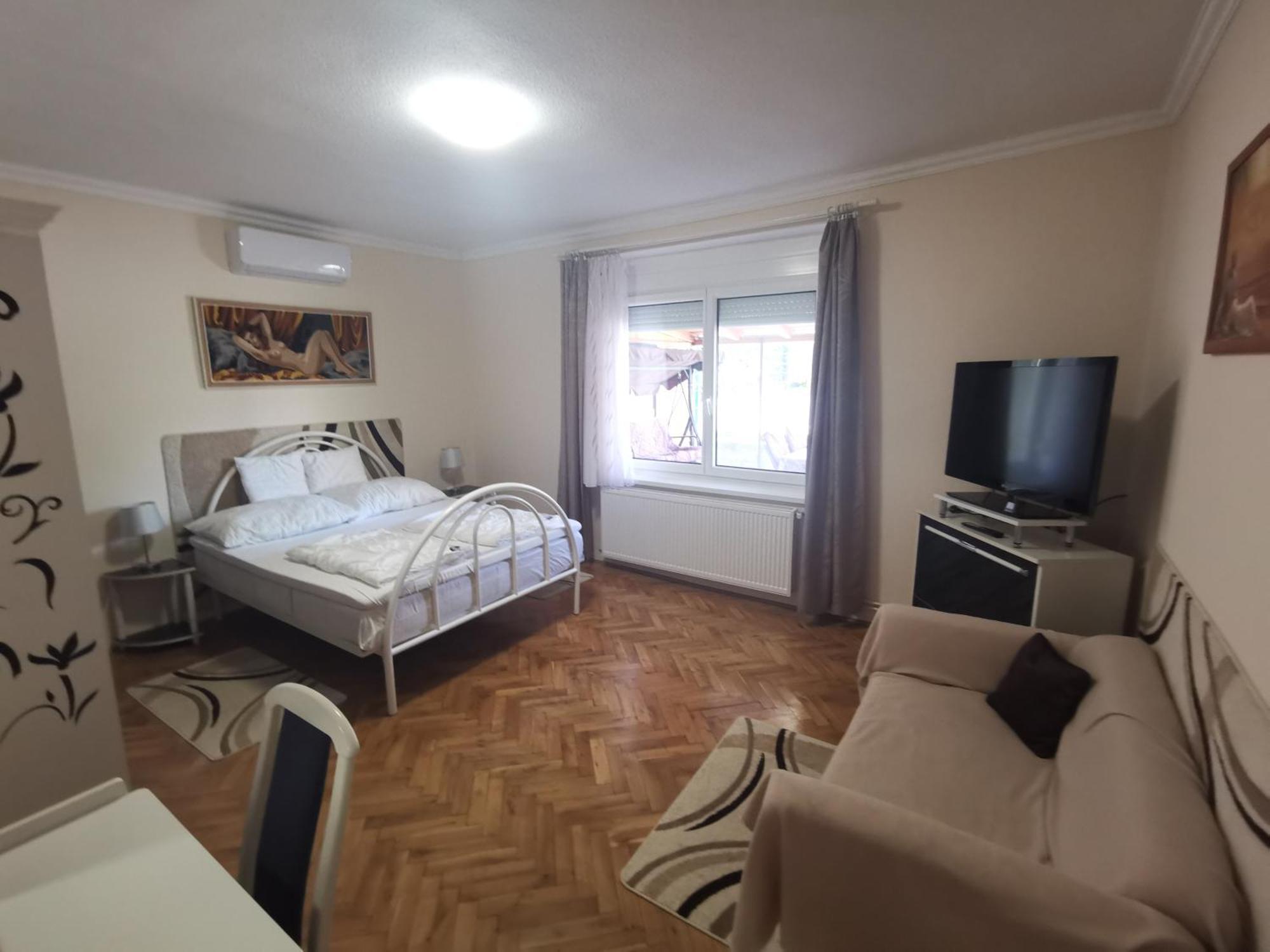 Tini Apartman 블로톤퓌레드 외부 사진